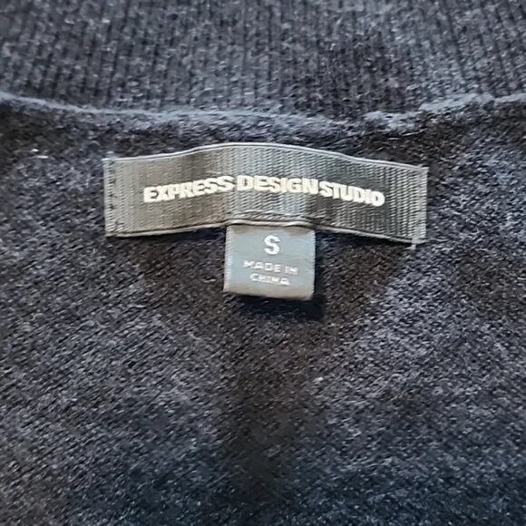 🌴 Express Design Studio knit Vest 🌴 - Picture 2 of 4